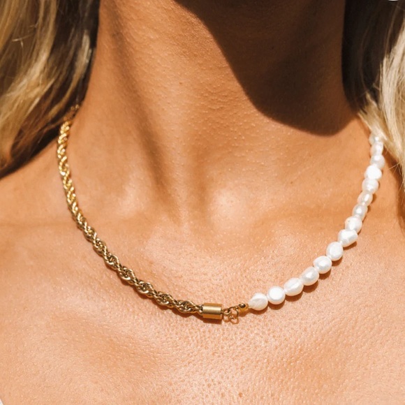 GP Rope Necklace - Picture 2 of 3